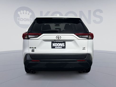Used 2024 Toyota RAV4 LE image 5