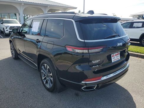 Used 2025 Jeep Grand Cherokee L Overland w/ Luxury Tech Group IV image 3