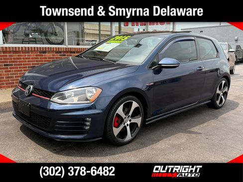 Used 2015 Volkswagen GTI SE FWD image 1