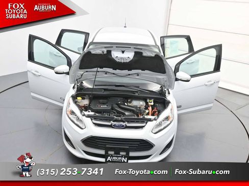 Used 2017 Ford C-MAX Energi SE FWD image 39