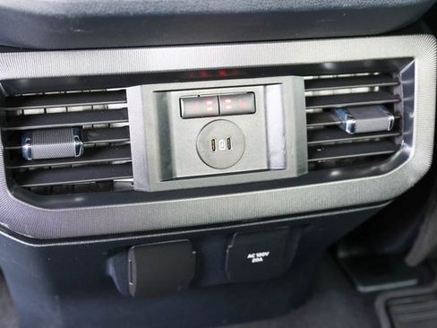 Used 2023 Ford F250 Platinum w/ Tremor Off-Road Package image 20