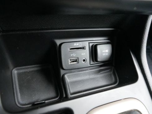 Used 2016 Jeep Cherokee Latitude image 26