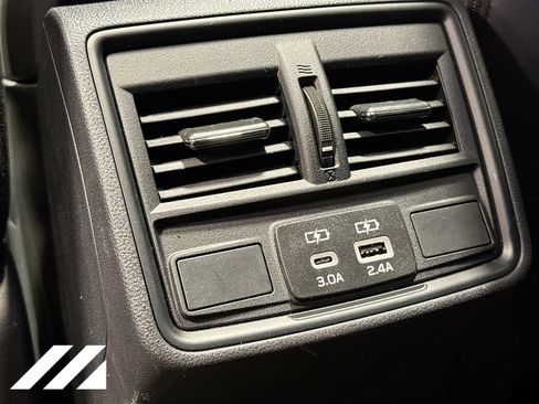 Used 2026 Subaru Forester Premium AWD/4WD image 26