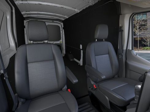 New 2026 Ford Transit 250 148 Medium Roof w/ Load Area Protection Package RWD image 10