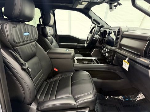 Certified 2026 Ford F450 Platinum image 19