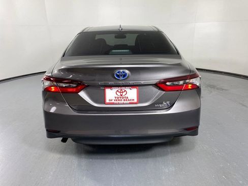 Used 2024 Toyota Camry LE image 5