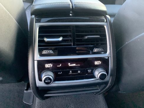 Used 2020 BMW 740i w/ M Sport Package image 26