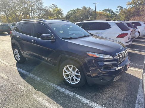 Used 2015 Jeep Cherokee Latitude w/ Comfort/Convenience Group image 1