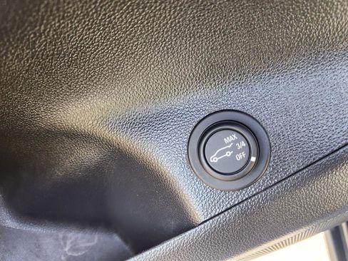 Used 2020 Buick Envision Essence image 30