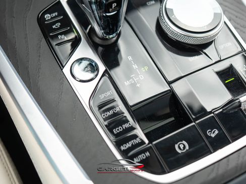 Used 2021 BMW X7 xDrive40i w/ M Sport Package AWD/4WD image 40