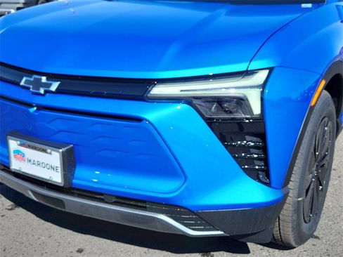 New 2025 Chevrolet Blazer EV LT image 8