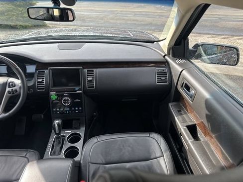 Used 2019 Ford Flex Limited AWD/4WD image 12