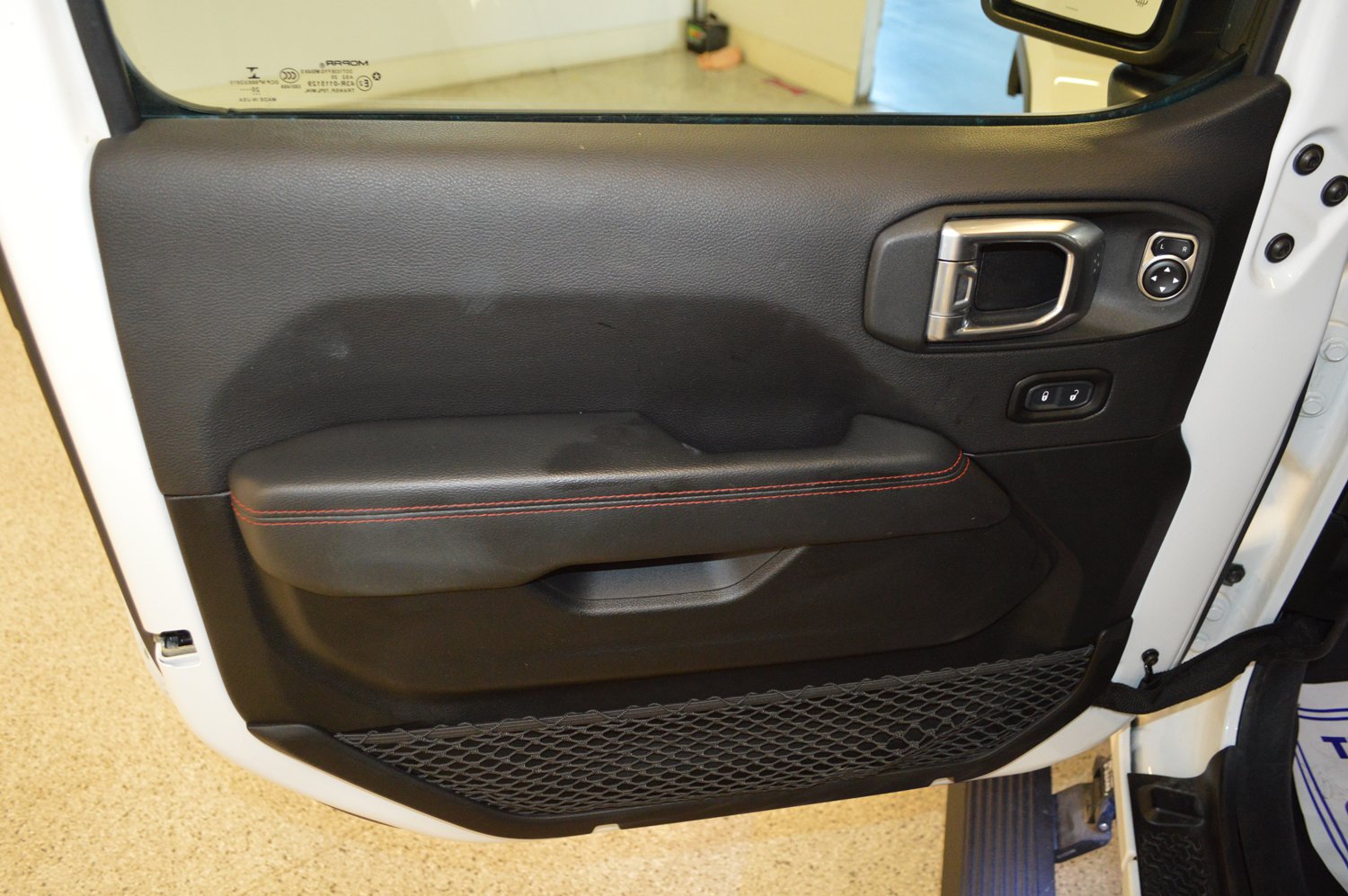 Used 2021 Jeep Wrangler Rubicon AWD/4WD image 15