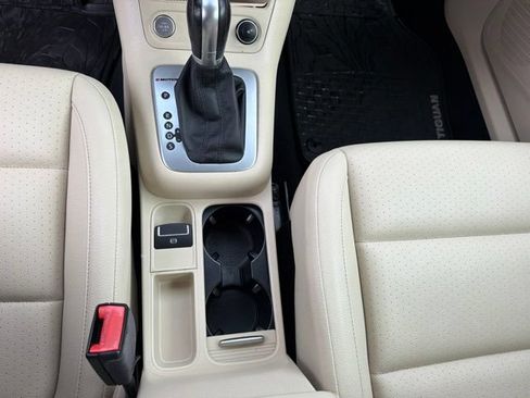 Used 2016 Volkswagen Tiguan S AWD/4WD image 25