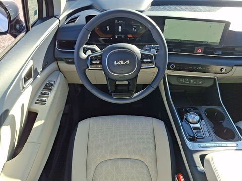 New 2026 Kia Carnival EX FWD image 12
