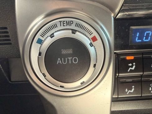 Used 2021 Toyota 4Runner Limited RWD image 32