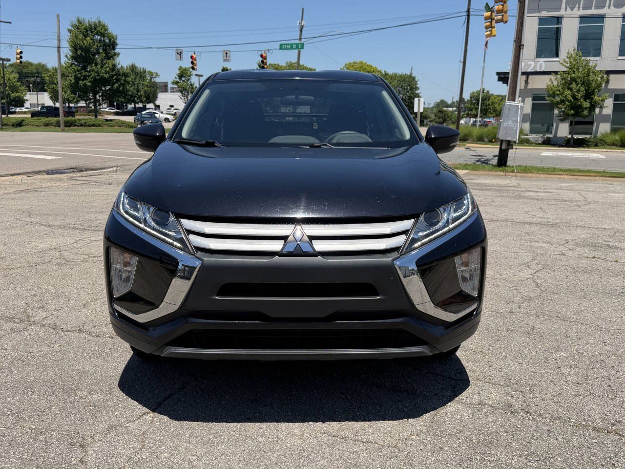 Used 2019 Mitsubishi Eclipse Cross ES AWD/4WD image 5