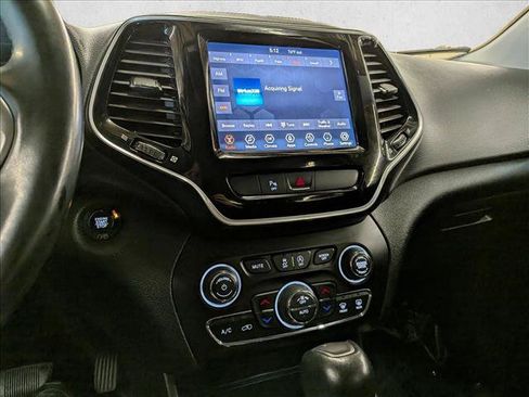 Used 2020 Jeep Cherokee Limited AWD/4WD image 15