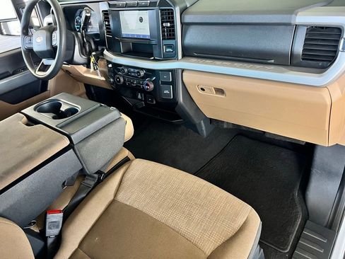 Used 2024 Ford F250 XLT image 21
