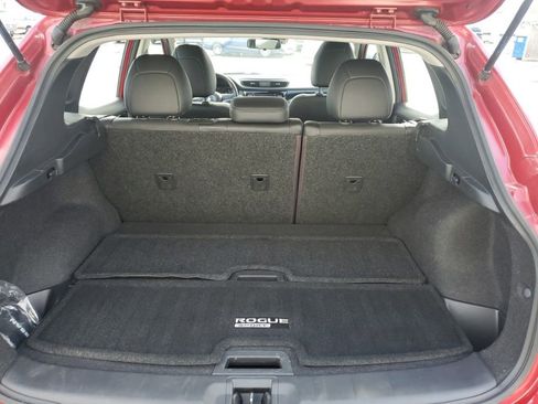 Used 2018 Nissan Rogue Sport SL w/ SL Premium Package image 30