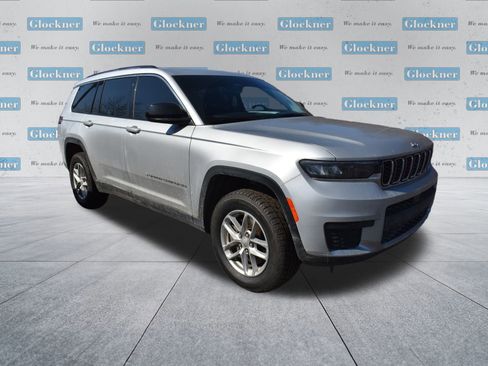 Used 2022 Jeep Grand Cherokee L Laredo w/ Luxury Tech Group I image 11