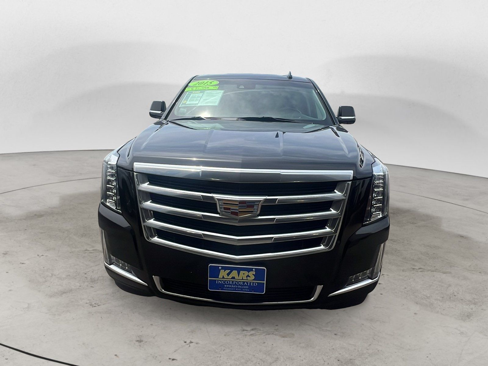 Used 2015 Cadillac Escalade Premium AWD/4WD image 2