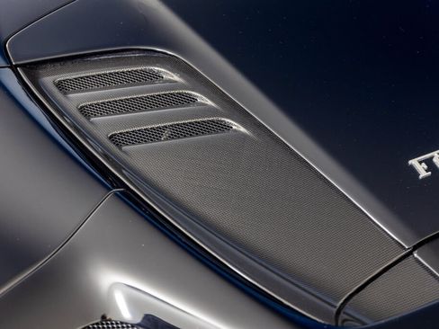 Used 2023 Ferrari F8 Tributo RWD image 30