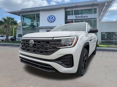 New 2026 Volkswagen Atlas Cross Sport SEL R-Line AWD/4WD image 8