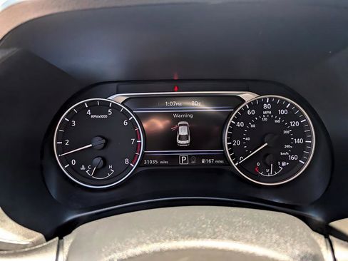 Used 2025 Nissan Sentra SV FWD image 21