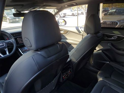 Certified 2025 Audi Q8 Premium Plus image 24