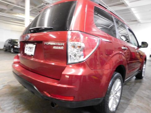 Used 2012 Subaru Forester 2.5X Limited AWD/4WD image 5