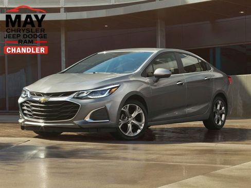 Used 2019 Chevrolet Cruze LT image 1