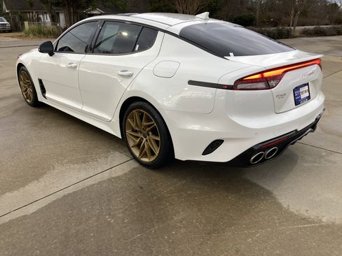 Used 2022 Kia Stinger GT-Line w/ Sun & Sound Package image 8