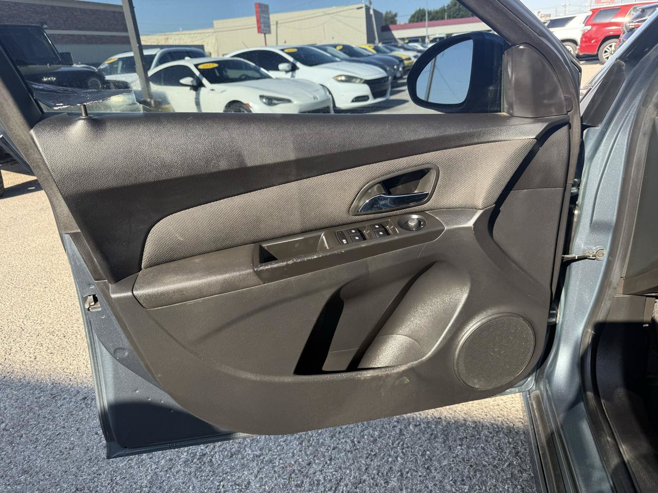 Used 2012 Chevrolet Cruze LT w/ RS Package FWD image 11