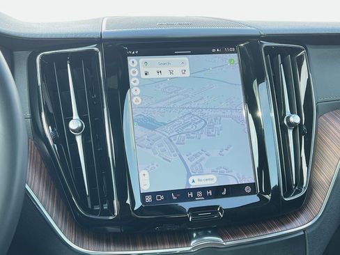 Certified 2023 Volvo XC60 B5 Ultimate w/ Protection Package Premier image 20