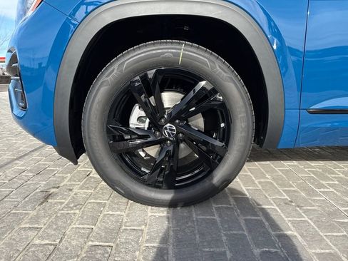 New 2026 Volkswagen Atlas Cross Sport SEL R-Line image 37