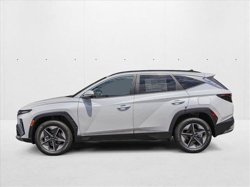 New 2025 Hyundai Tucson SEL image 8