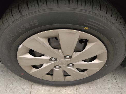 Used 2019 Kia Rio S FWD image 31