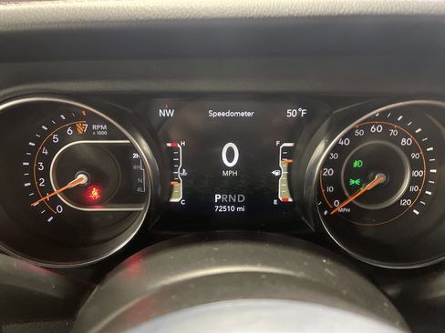 Used 2021 Jeep Wrangler Unlimited Sahara image 21