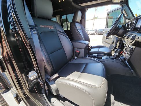 Certified 2021 Jeep Wrangler Unlimited Rubicon AWD/4WD image 25