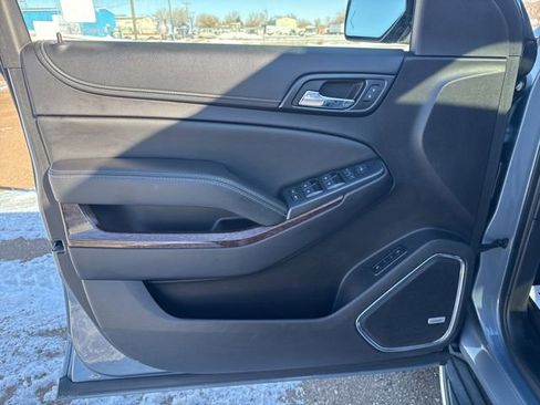 Used 2016 GMC Yukon XL SLT w/ Open Road Package image 11