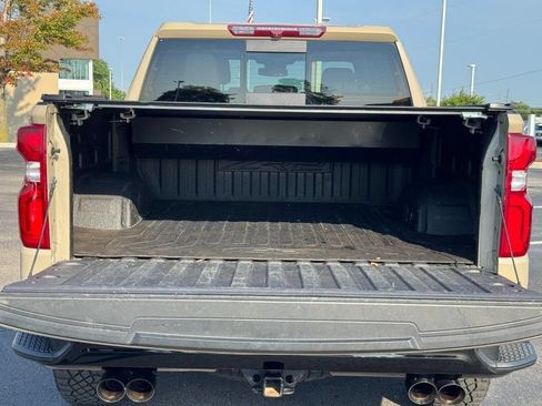 Used 2023 Chevrolet Silverado 1500 ZR2 AWD/4WD image 4