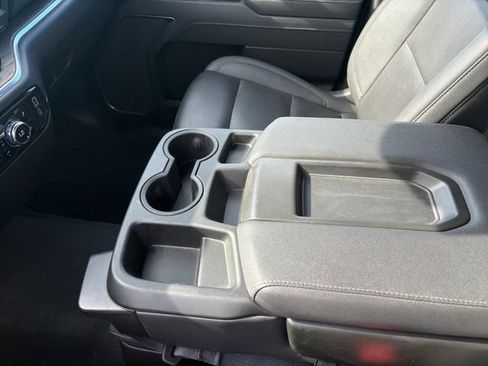 Used 2025 GMC Sierra 1500 SLT RWD image 12
