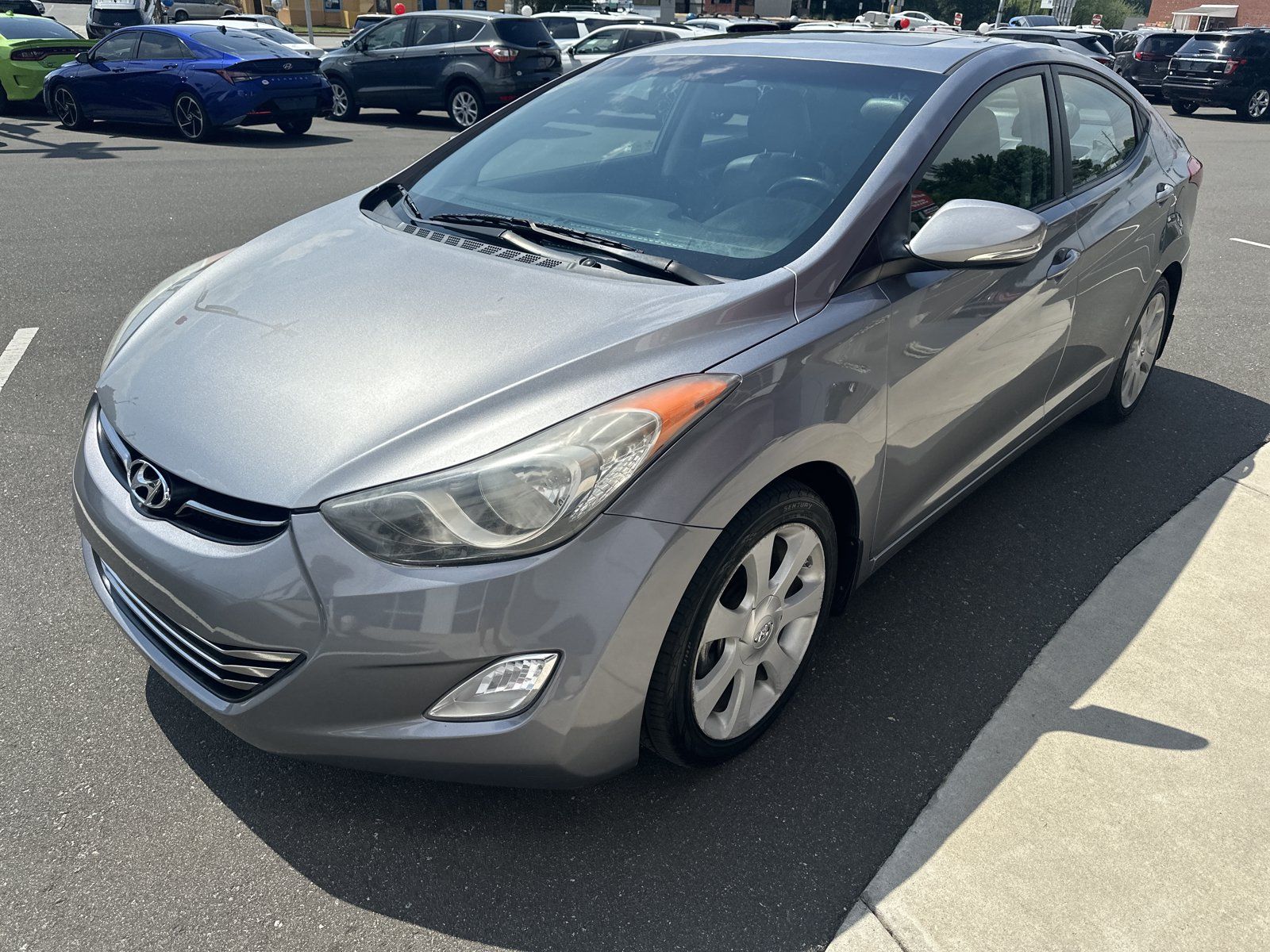 Used 2013 Hyundai Elantra Limited FWD image 4