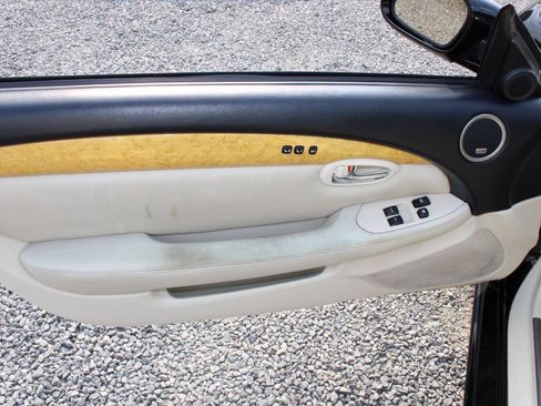 Used 2003 Lexus SC 430 Convertible RWD image 24