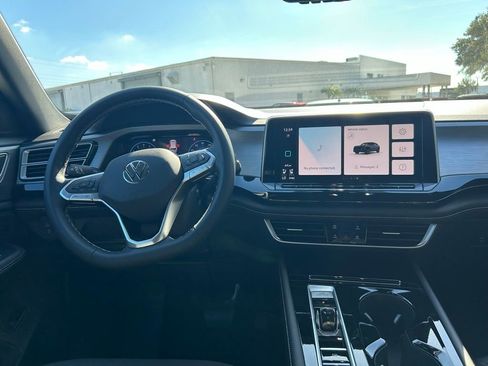 New 2026 Volkswagen Atlas Cross Sport SE image 48