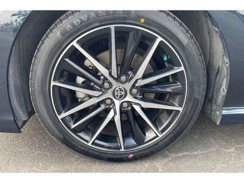 Used 2021 Toyota Camry SE FWD image 39