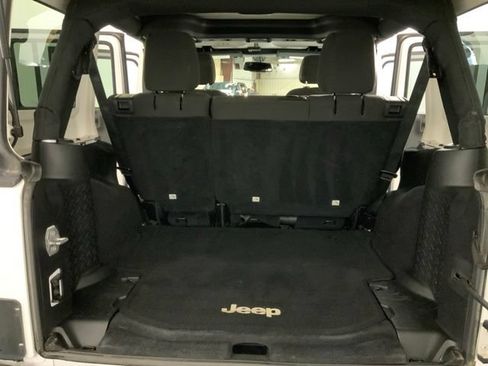 Used 2016 Jeep Wrangler Unlimited Sport w/ Quick Order Package 24S AWD/4WD image 37