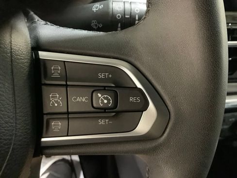 Used 2023 Jeep Compass Limited AWD/4WD image 26