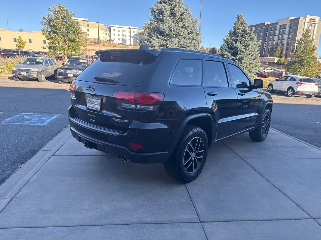 Used 2018 Jeep Grand Cherokee Trailhawk w/ Trailhawk Luxury Group AWD/4WD image 7